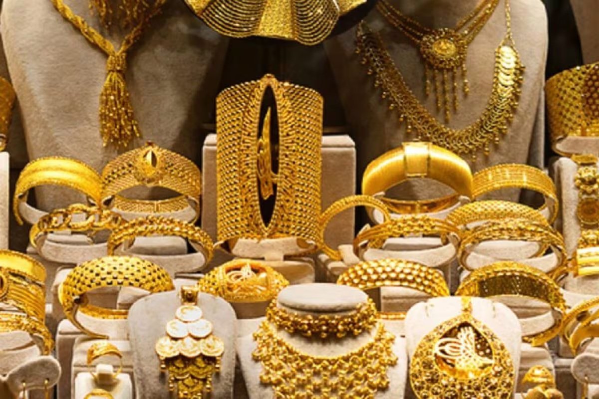 Gold & Silver Prices Skyrocket! 24K Gold Crosses ₹1.49 Lakh, Silver Hits ₹2.5 Lakh in Bhubaneswar