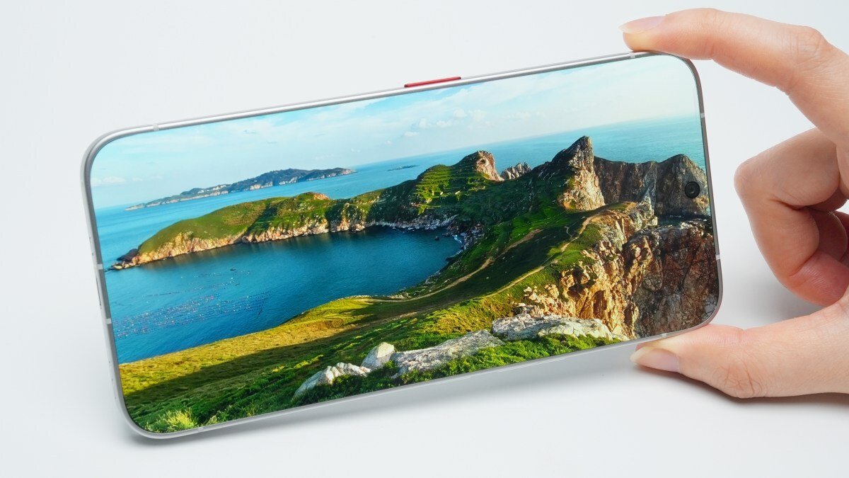 World’s First 100% Display Smartphone Launched: Zero Bezel, Zero Border Design Revealed!